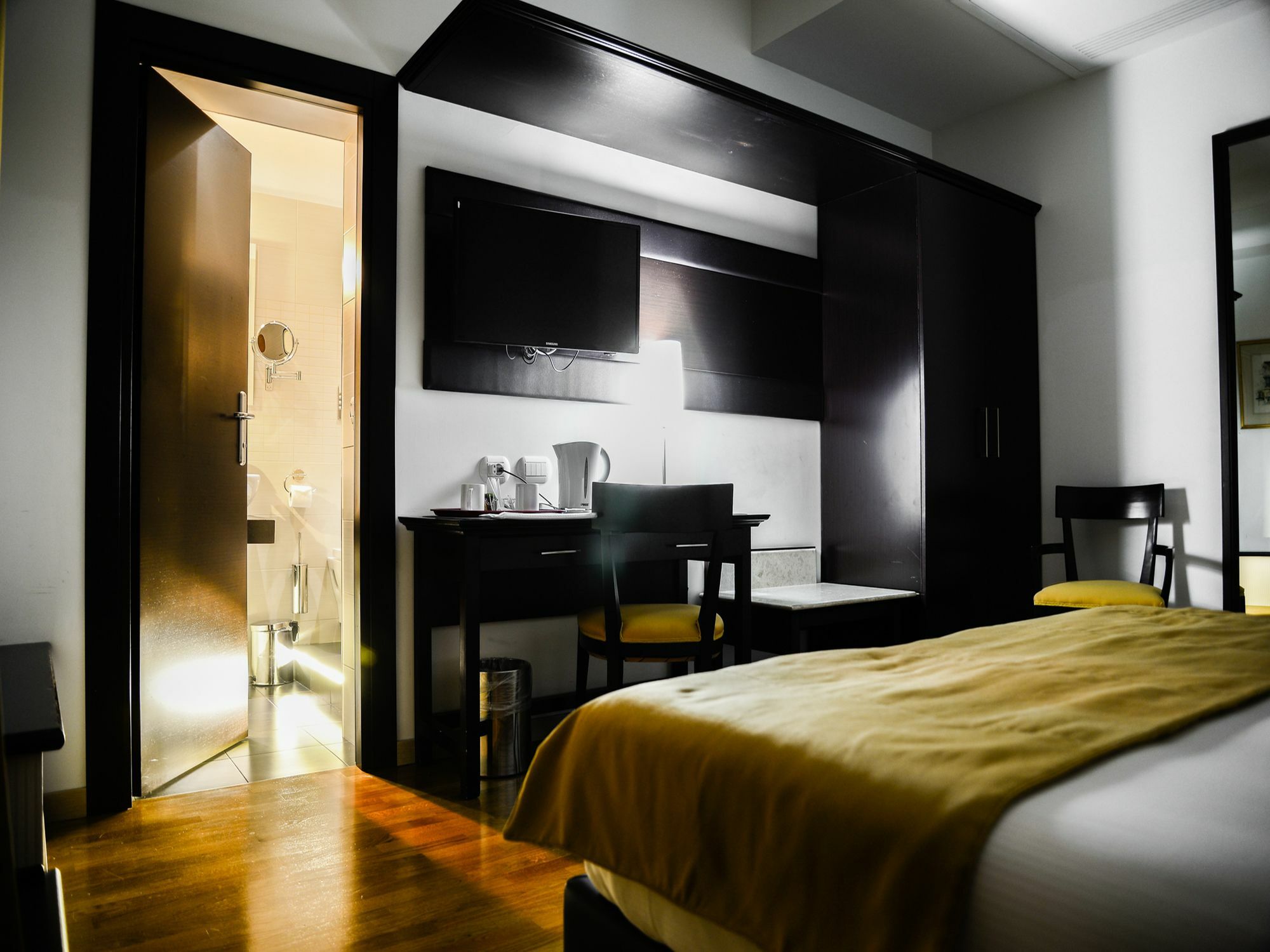 At Forty-One Roma Ngoại thất bức ảnh